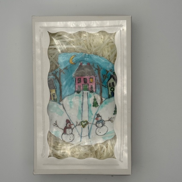 Hand painted Scallop Charming Winter Village - Picture 6 of 8